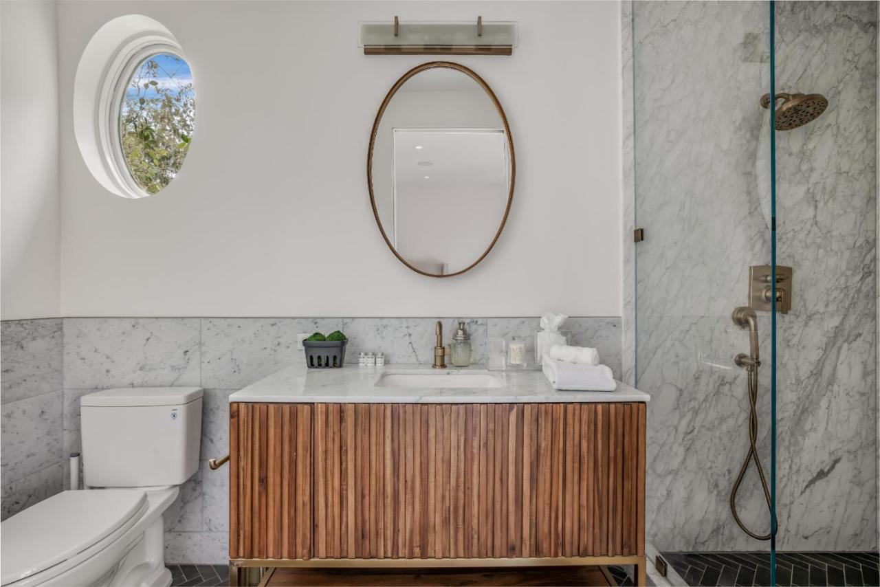 Apartment Laurel Canyon Los Angeles