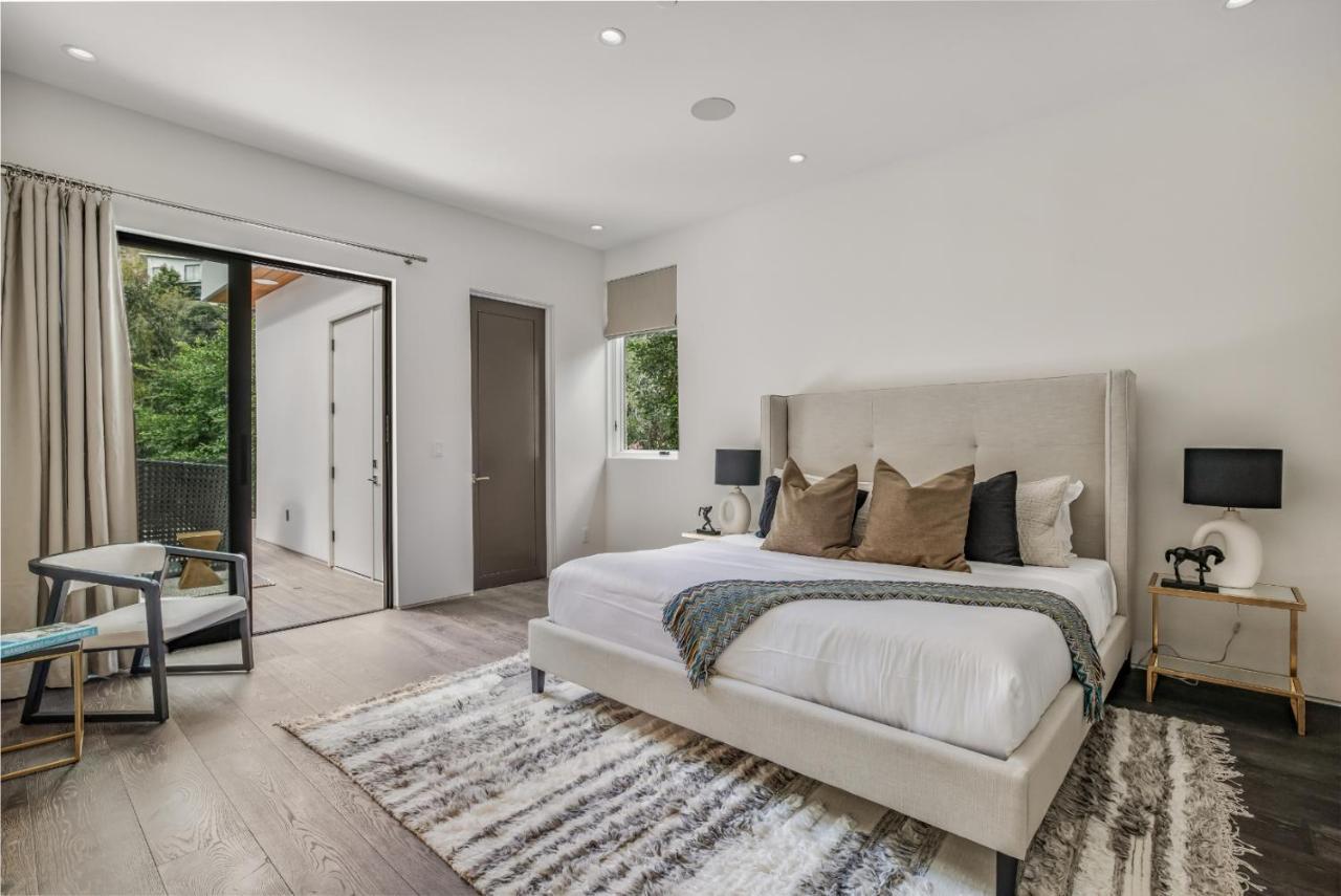 Laurel Canyon Apartment Los Angeles