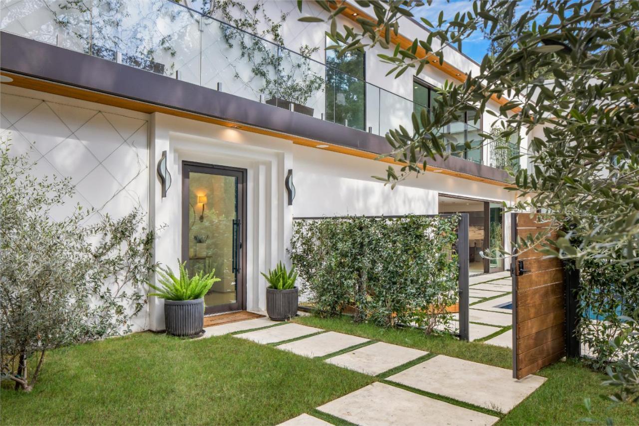 Laurel Canyon *